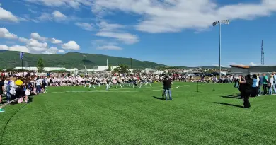 Градски стадион Пещера