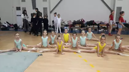 ЗТ "КОЛЕДНИ АНГЕЛИ"
